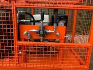Manual And Powered Hydraulic Pumps image 3