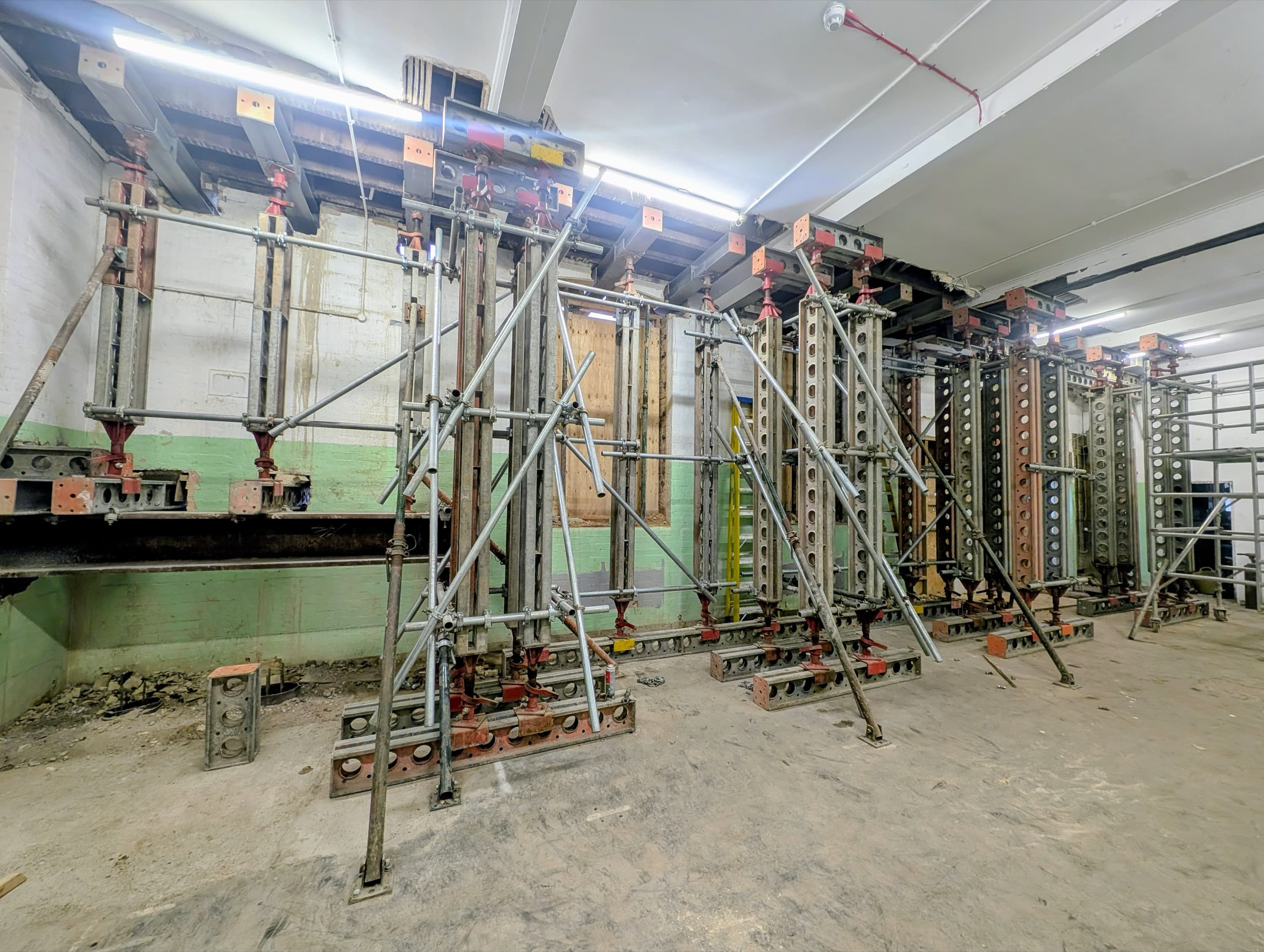 Internal Slimshore propping towers supporting the upper floors